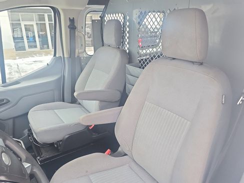 Used 2017 Ford Transit 250 130 Low Roof image 22