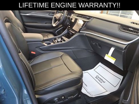 New 2026 Jeep Grand Cherokee Limited w/ Limited Altitude Package image 28