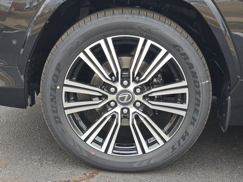 New 2026 Lexus LX 700h Luxury w/ Appearance Package image 8