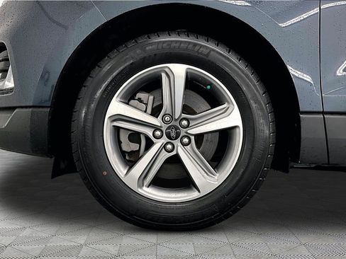 Certified 2024 Ford Edge SEL w/ Convenience Package AWD/4WD image 9