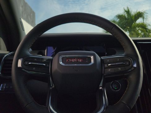 New 2026 GMC Acadia AT4 w/ Luxury Package AWD/4WD image 26