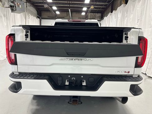 Used 2022 GMC Sierra 2500 AT4 image 47