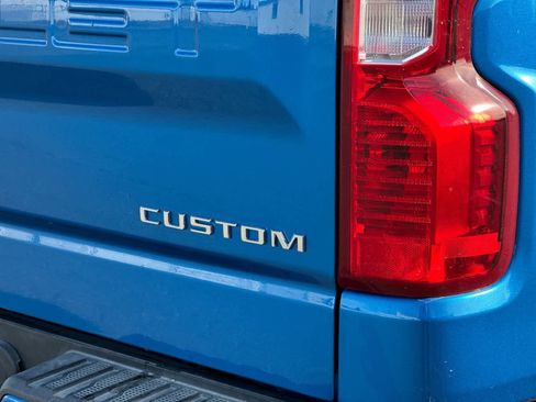 Used 2023 Chevrolet Silverado 1500 Custom image 26