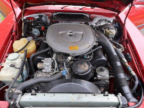 Used 1989 Mercedes-Benz 560 SL image 9