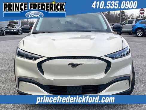 Used 2025 Ford Mustang Mach-E Select w/ Comfort Package Lite image 2