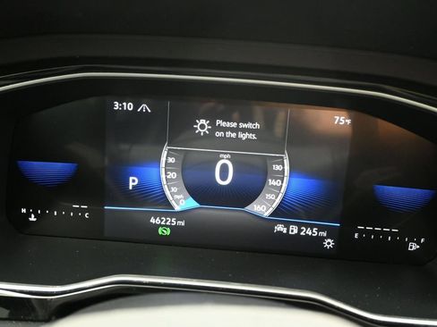 Used 2024 Volkswagen Jetta SE FWD image 16