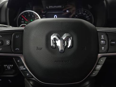 New 2026 RAM 1500 4x4 Crew Cab image 16