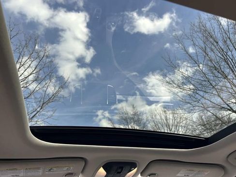 Certified 2023 INFINITI QX50 Sensory image 30