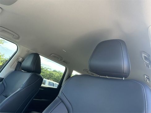 New 2025 Nissan Armada SV image 26