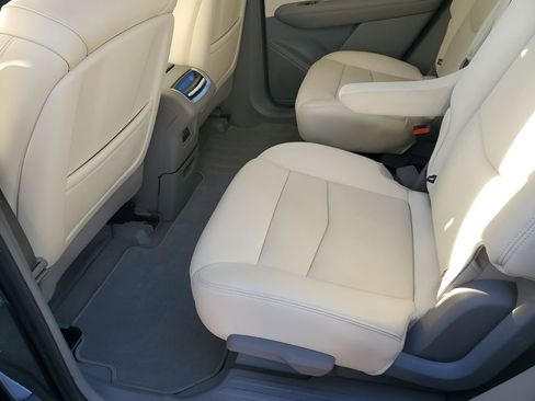 Used 2020 Cadillac XT6 Premium Luxury image 20