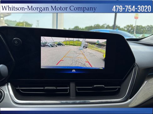Used 2024 Chevrolet Trax LT FWD image 25