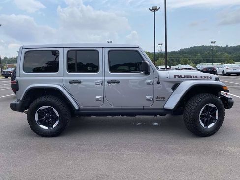 Used 2021 Jeep Wrangler Unlimited Rubicon AWD/4WD image 2