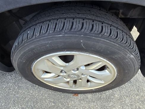 Used 2020 Hyundai Venue SEL image 8