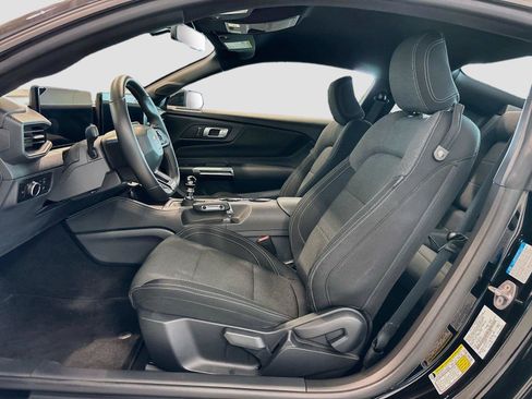 Used 2025 Ford Mustang GT w/ GT Performance Package RWD image 22