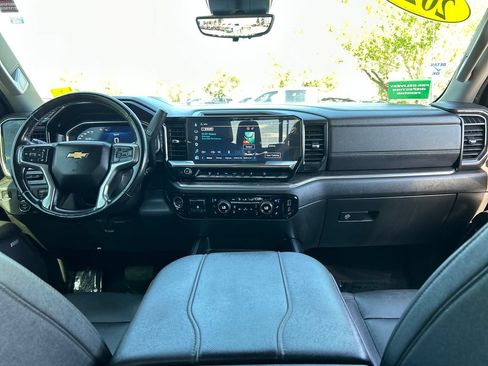 Used 2024 Chevrolet Silverado 3500 LTZ w/ LTZ Convenience Package AWD/4WD image 6