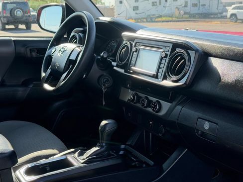 Used 2017 Toyota Tacoma SR w/ SR Convenience Package RWD image 27