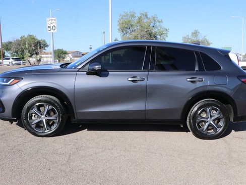 Used 2023 Honda HR-V EX-L image 4