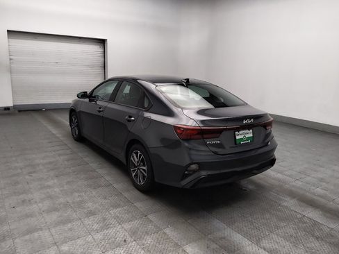Used 2024 Kia Forte LXS w/ LXS Technology Package FWD image 5