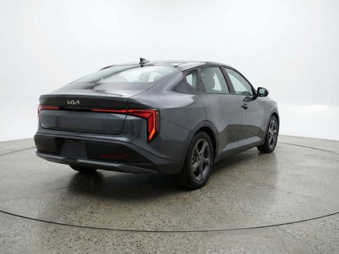 Used 2025 Kia K4 FWD image 9