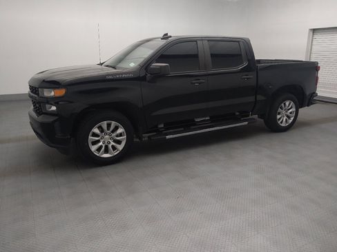 Used 2019 Chevrolet Silverado 1500 Custom w/ Custom Value Package RWD image 2