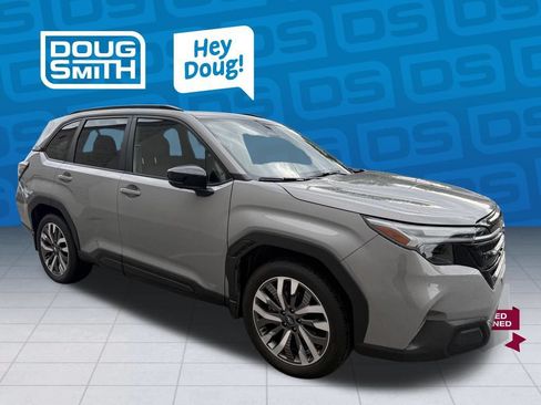 Certified 2025 Subaru Forester Touring w/ Popular Package - Touring AWD/4WD image 8