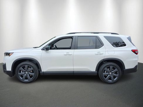 New 2026 Honda Pilot Sport image 4
