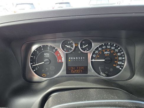 Used 2009 HUMMER H3 AWD/4WD image 10