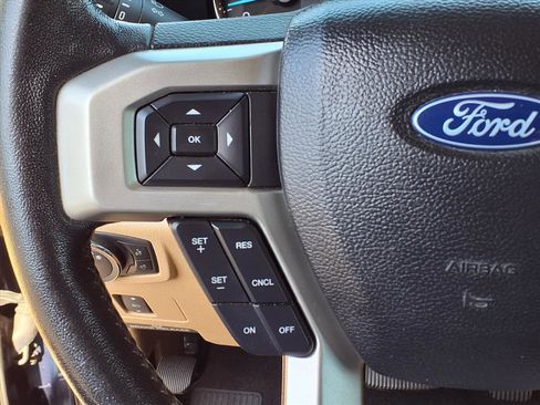 Used 2020 Ford F250 Lariat w/ Chrome Package image 25