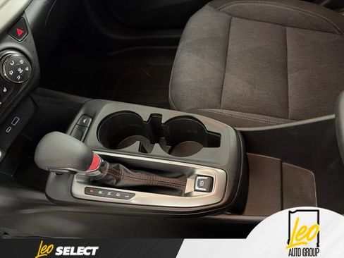 Used 2024 Chevrolet Trax RS FWD image 20