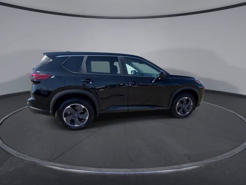 Used 2024 Nissan Rogue SV FWD image 9