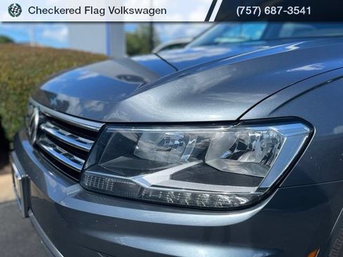 Used 2019 Volkswagen Tiguan SEL w/ 3rd Row Seat Package AWD/4WD image 12