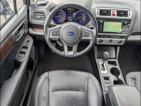 Used 2017 Subaru Outback 3.6R Limited AWD/4WD image 8