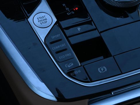 Certified 2025 BMW X5 xDrive40i w/ Premium Package image 20