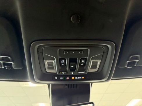 New 2026 GMC Sierra 3500 Denali Ultimate AWD/4WD image 15