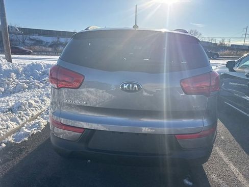Used 2016 Kia Sportage EX image 3