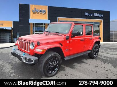 New 2023 Jeep Wrangler Unlimited Sahara w/ Cold Weather Group