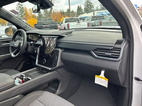 New 2026 GMC Acadia Elevation image 26