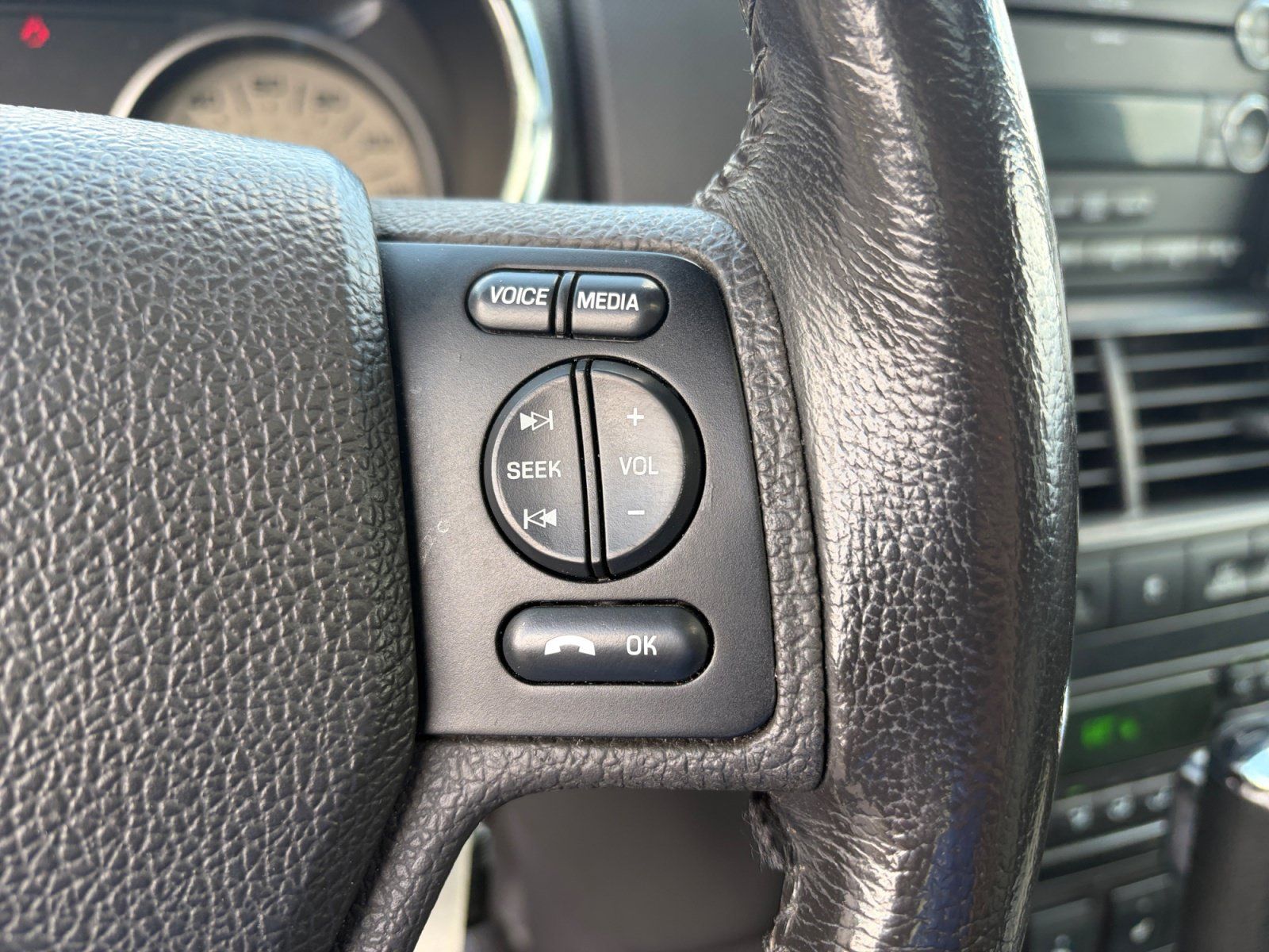 Used 2008 Ford Explorer Sport Trac Limited AWD/4WD image 15