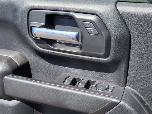 Used 2021 Chevrolet Silverado 2500 Custom w/ Custom Convenience Package AWD/4WD image 20