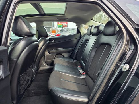 Used 2019 Kia Optima S w/ S Panoramic Sunroof Package image 11