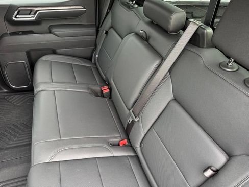 Used 2025 Chevrolet Silverado 1500 LTZ AWD/4WD image 9