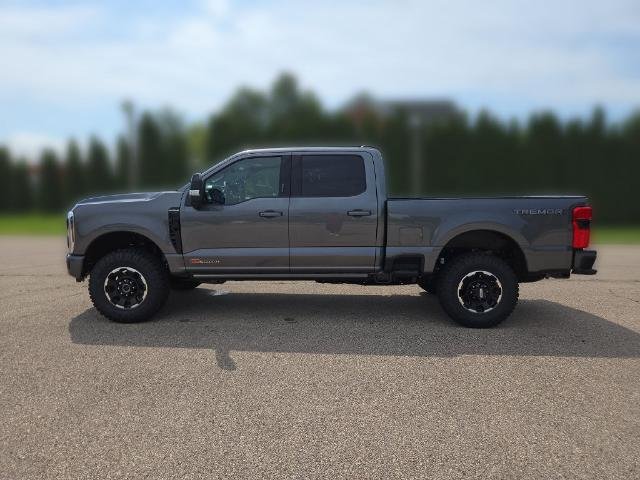 New 2026 Ford F250 Platinum w/ Tremor Off-Road Package AWD/4WD image 24