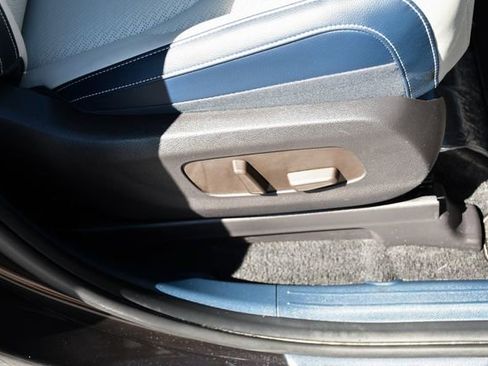Used 2025 Kia Carnival SX Prestige FWD image 33