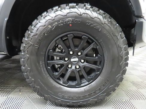 Used 2025 Ford F150 Raptor AWD/4WD image 10