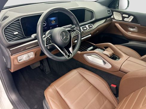 Used 2024 Mercedes-Benz GLE 450 4MATIC image 9