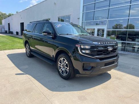 Certified 2025 Ford Expedition Max Active AWD/4WD image 1