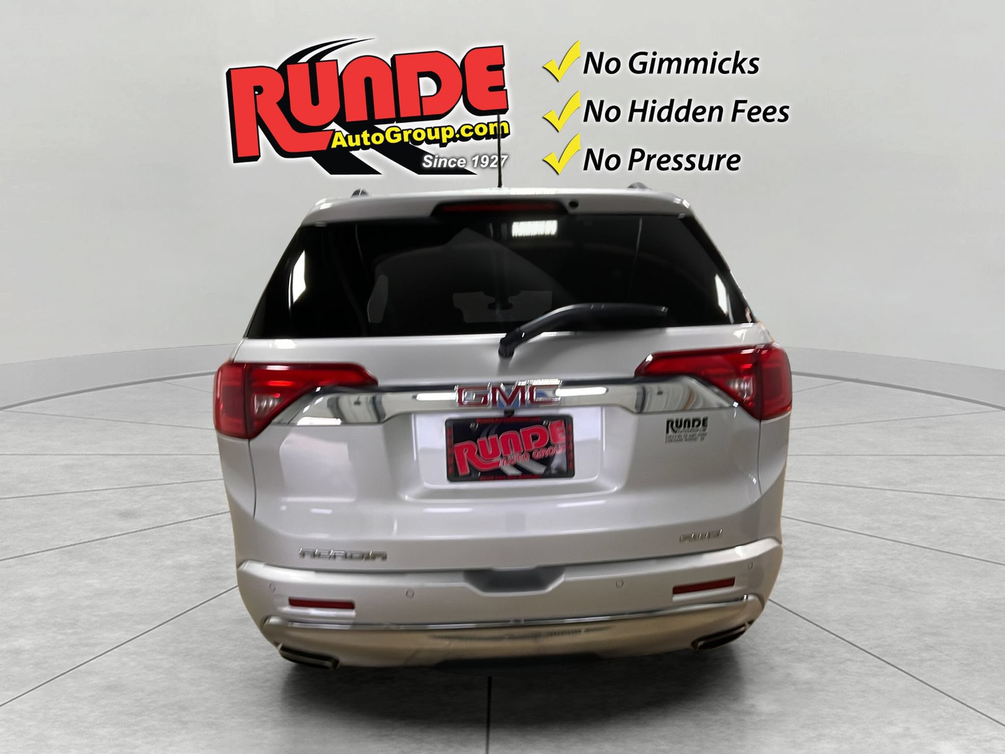 Used 2018 GMC Acadia Denali w/ LPO, Floor Liner Package AWD/4WD image 5