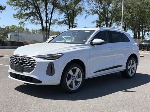 New 2026 Audi Q5 Premium Plus image 3