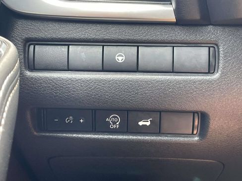 Used 2024 Nissan Rogue SV AWD/4WD image 20