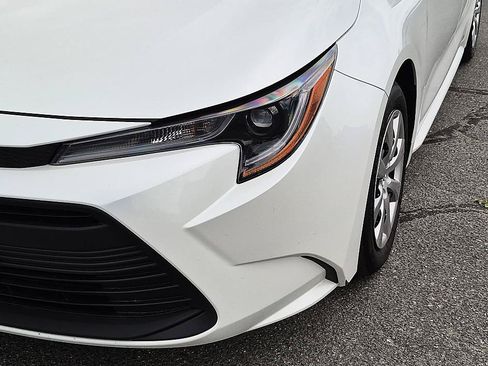 Used 2026 Toyota Corolla LE FWD image 9